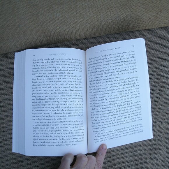 Master and Commander by Patrick O'Brian paperback - Picture 12 of 16